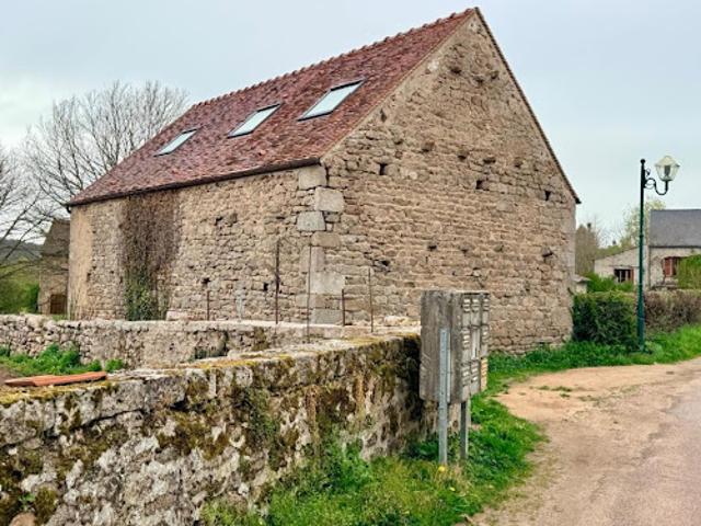 Vente Maison 1 pièce 73 m2 Saint Germain de Modéon