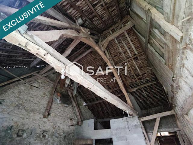 Vente Maison 1 pièce 75 m2 Sainte Catherine de Fierbois