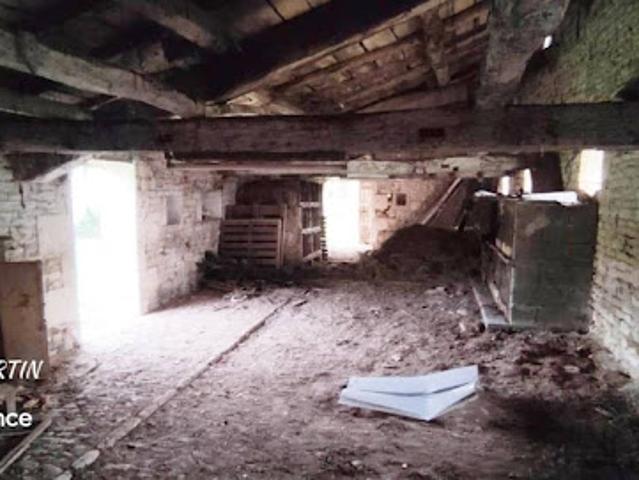 Vente Maison 1 pièce 80 m2 Secondigné sur Belle