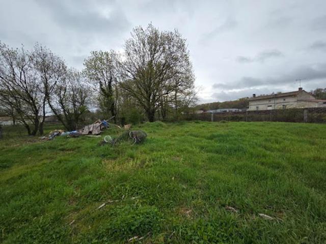 Vente Maison 1 pièce 0 m2 Saint Seurin sur l'Isle