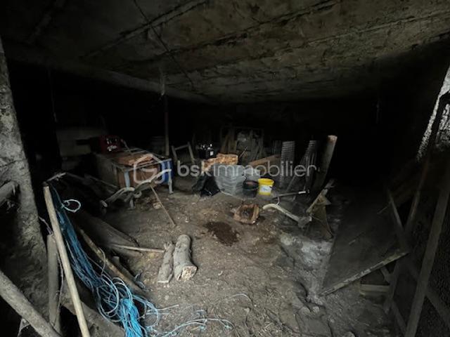 Vente Maison 1 pièce 120 m2 Saint Etienne de Cuines