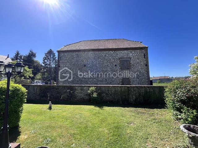 Vente Maison 1 pièce 122 m2 Ferrière la Grande