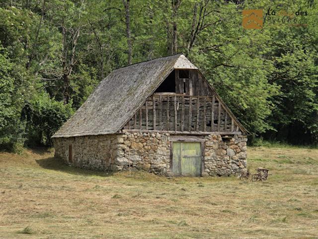 Vente Maison 1 pièce 130 m2 Arrens Marsous