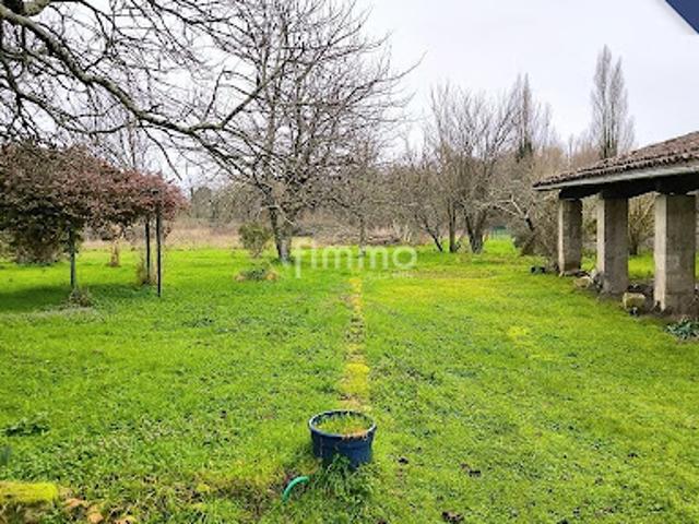 Vente Maison 1 pièce 230 m2 Peujard