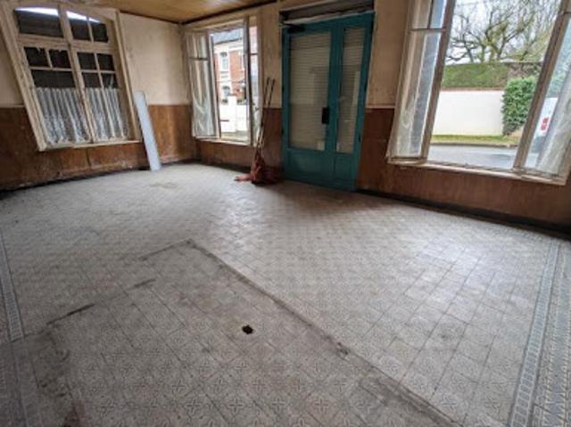 Vente Maison 1 pièce 180 m2 Doingt flamicourt