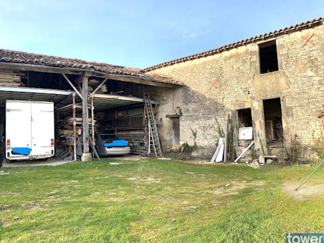 Vente Maison 1 pièce 200 m2 Beauvais sur Matha