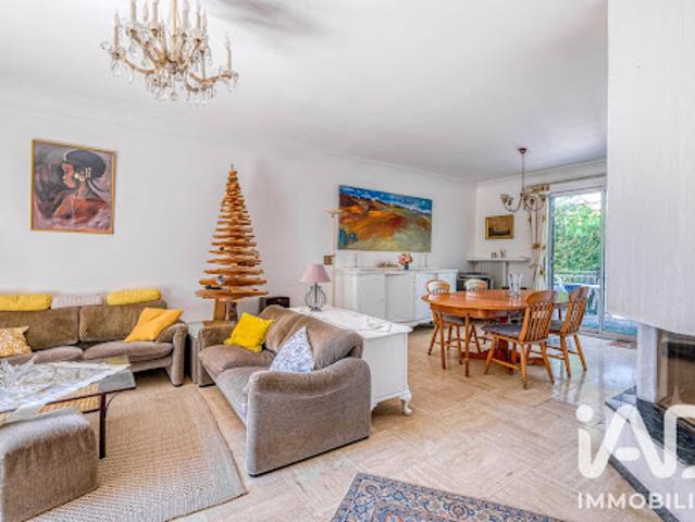 Vente Maison 1 pièce 225 m2 Crécy la Chapelle