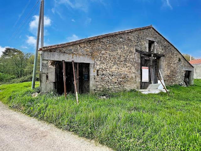 Vente Maison 1 pièce 243 m2 Avrille