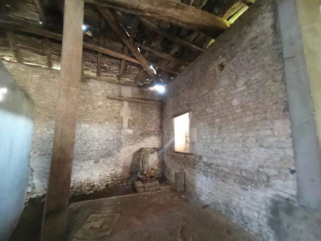 Vente Maison 1 pièce 270 m2 Jonzac