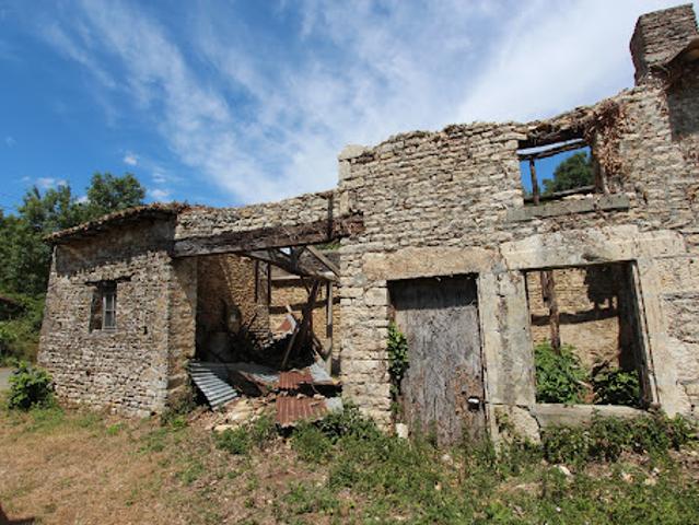 Vente Maison 1 pièce 28 m2 Saint Georges de Noisné
