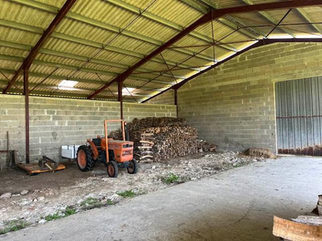 Vente Maison 1 pièce 350 m2 Yviers