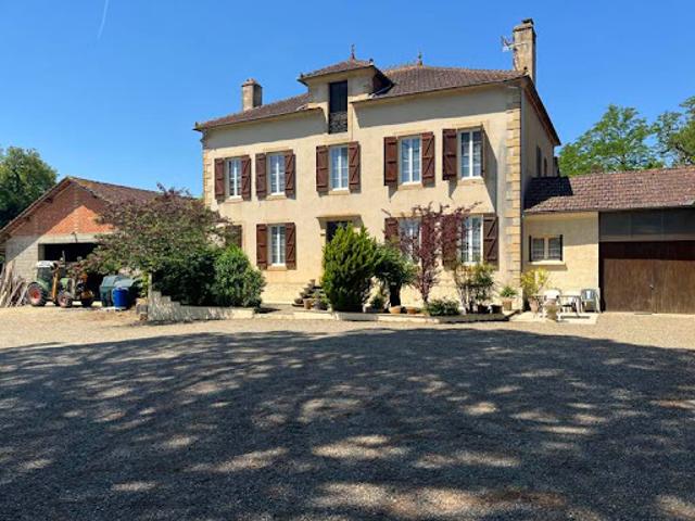 Vente Maison 9 pièces 380 m2 Nogaro