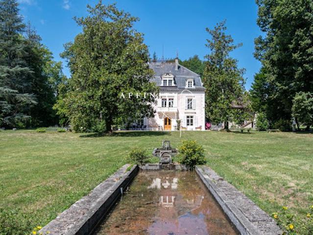Vente Maison 20 pièces 1350 m2 Aix les Bains