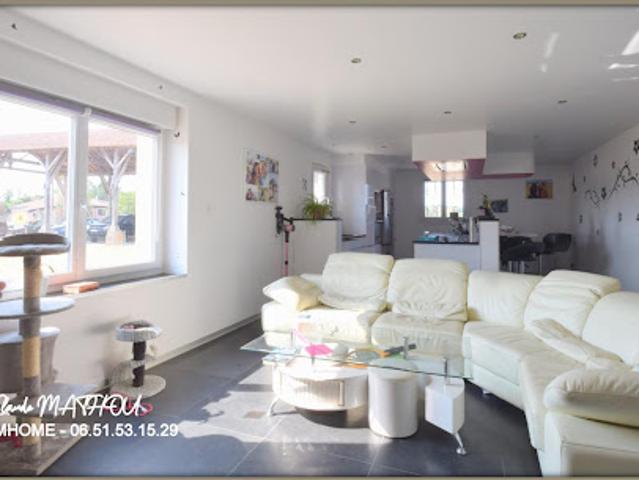 Vente Maison 20 pièces 294 m2 Saint Elix le Château