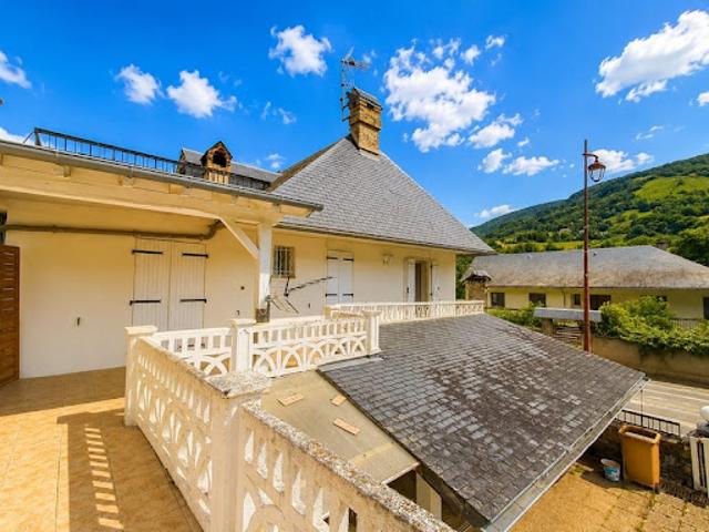 Vente Maison 20 pièces 464 m2 Sarrancolin