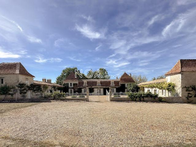 Vente Maison 20 pièces 545 m2 Monestier
