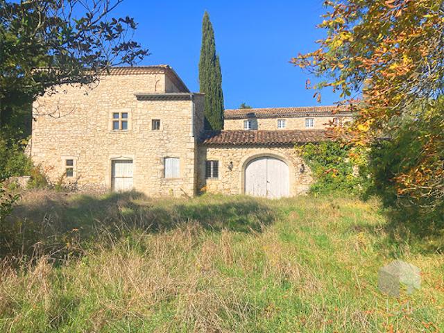 Vente Maison 20 pièces 500 m2 Puygiron