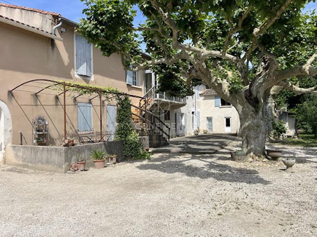 Vente Maison 20 pièces 510 m2 Eyragues