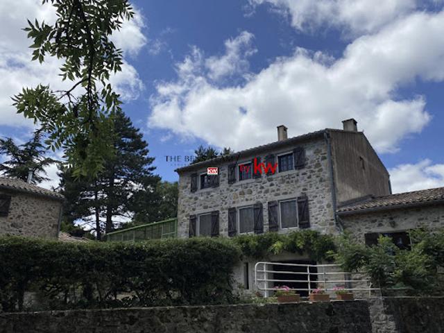 Vente Maison 20 pièces 780 m2 Bouisse
