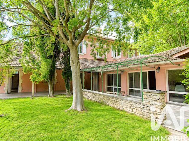 Vente Maison 20 pièces 850 m2 Fontaine de Vaucluse