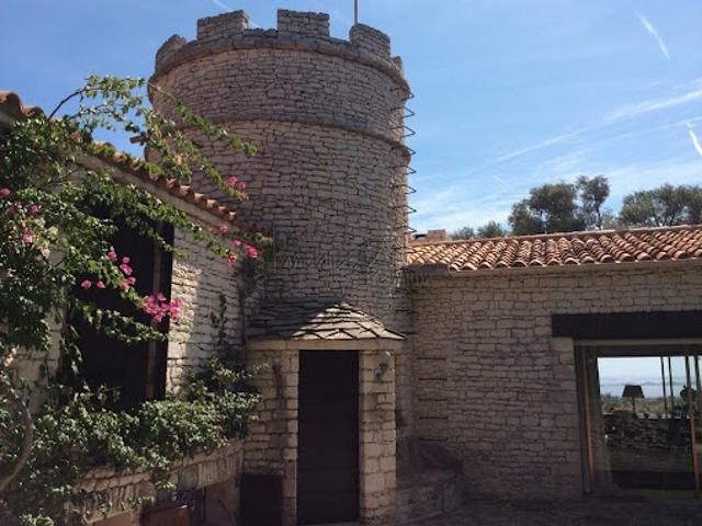 Vente Maison 20 pièces 800 m2 Bonifacio