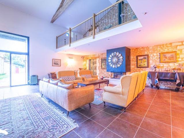Vente Maison 22 pièces 418 m2 Clussais la Pommeraie