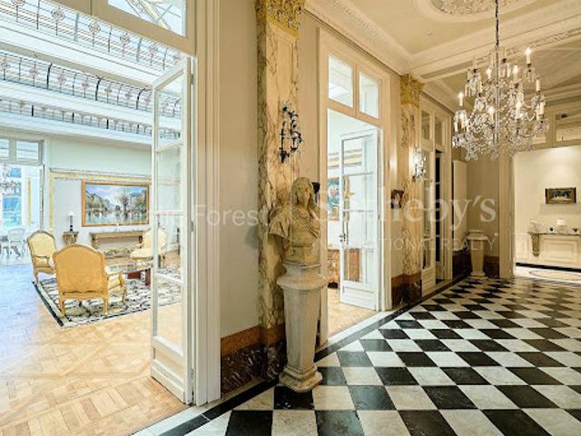 Vente Maison 24 pièces 1100 m2 Lille
