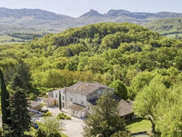 Vente Maison 24 pièces 750 m2 Pont de Barret