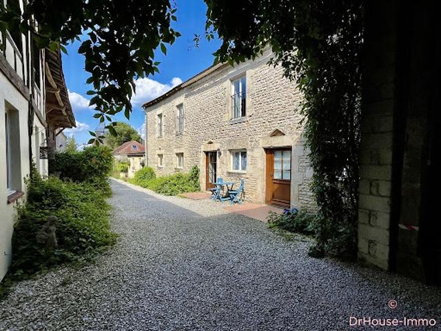 Vente Maison 25 pièces 657 m2 Eclance