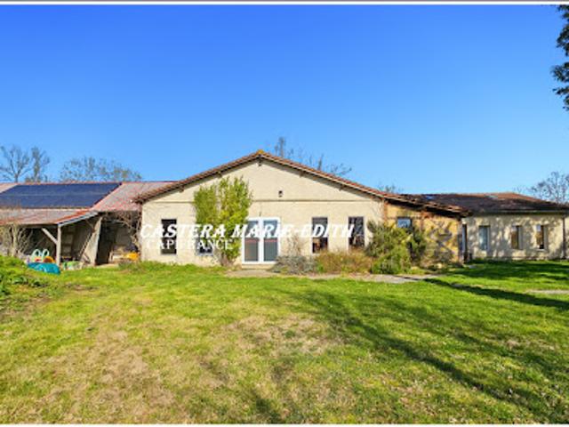 Vente Maison 26 pièces 500 m2 Monlezun