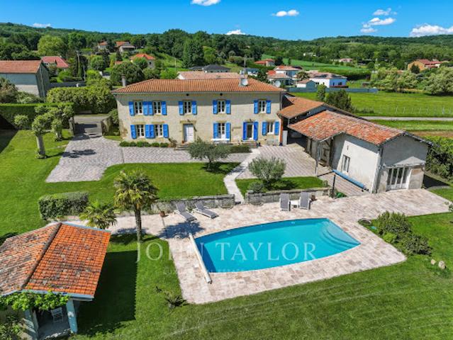 Vente Maison 277 m2 Vienne