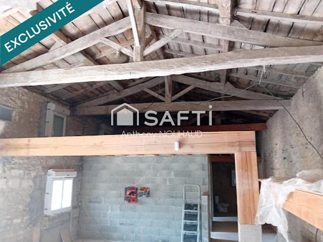Vente Maison 2 pièces 120 m2 Châteauneuf sur Charente
