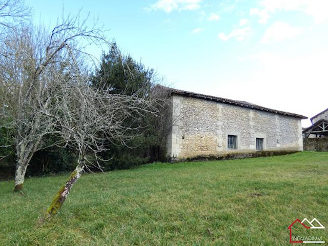Vente Maison 2 pièces 183 m2 Saint Privat en Périgord