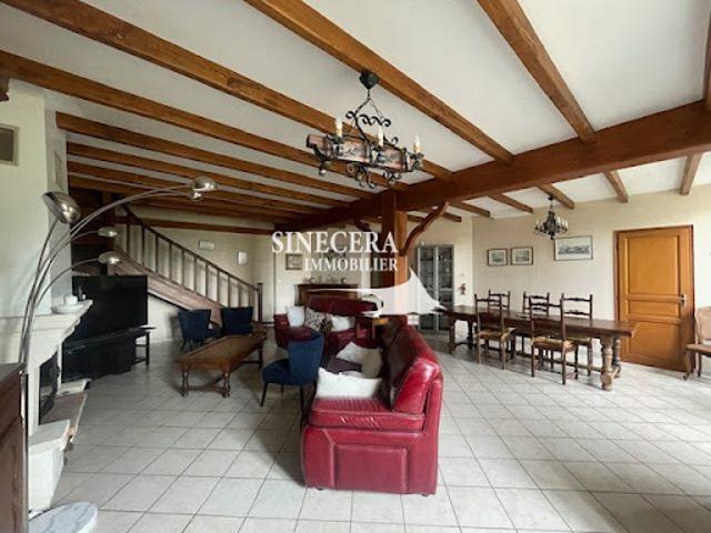 Vente Maison 9 pièces 225 m2 Saint Privat en Périgord