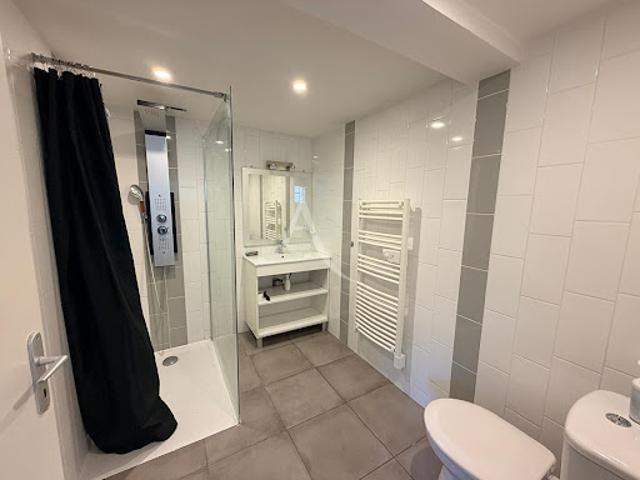 Vente Maison 2 pièces 60.84 m2 Saint Médard en Jalles