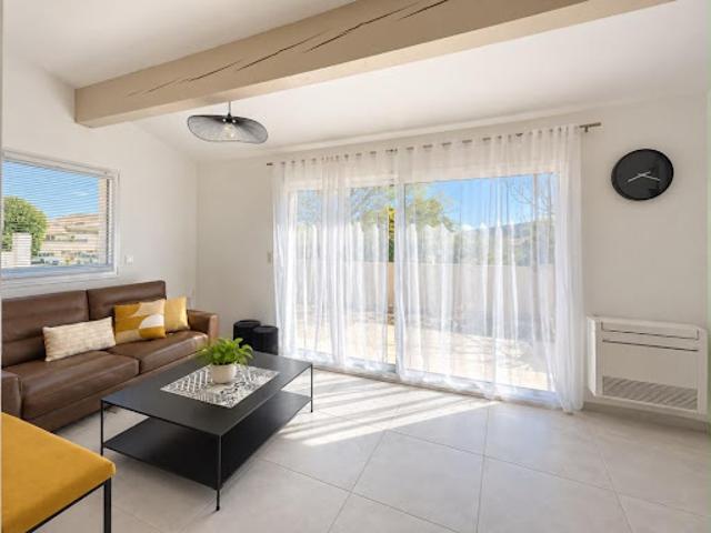 Vente Maison 2 pièces 61.85 m2 Claret