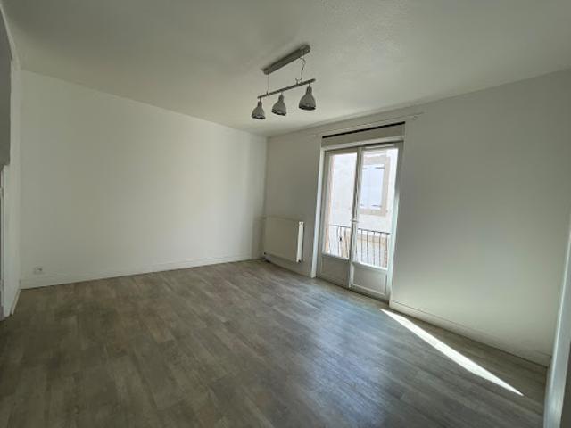Vente Maison 2 pièces 61 m2 Bram