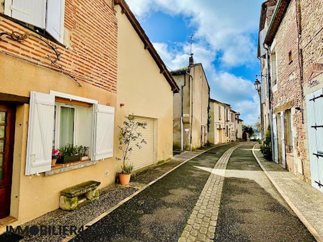 Vente Maison 2 pièces 68 m2 Castelmoron sur Lot