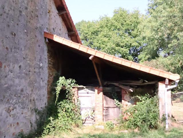 Vente Maison 2 pièces 70 m2 Chasseneuil sur Bonnieure
