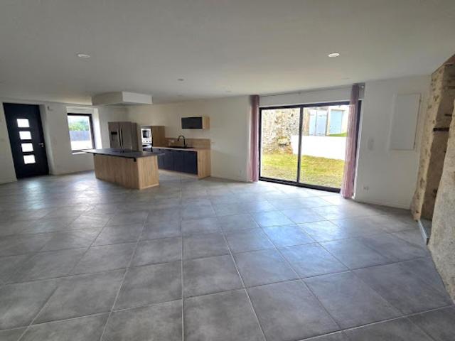 Vente Maison 2 pièces 89.32 m2 Montréverd
