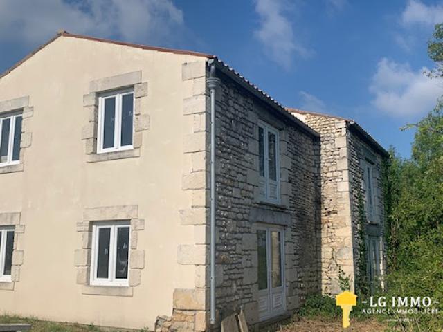 Vente Maison 34 pièces 1093 m2 Saint Ciers du Taillon