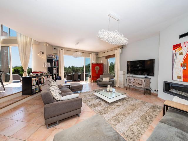 Vente maison 7 Pièce s 227m² Valbonne
