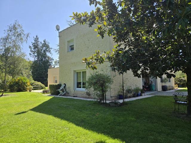 Vente Maison 7 pièces 0 m2 Lesparre Médoc