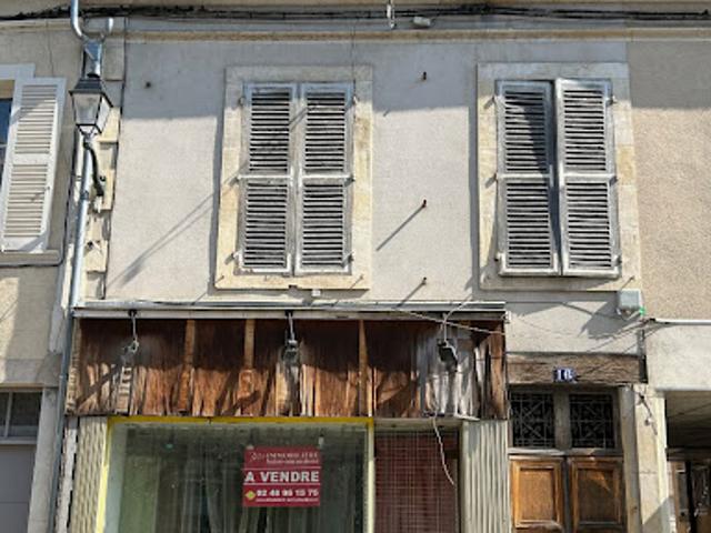 Vente Maison 7 pièces 104 m2 Saint Amand Montrond