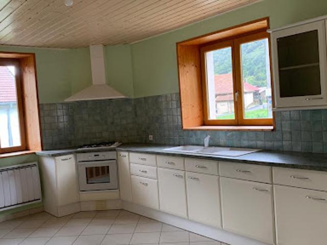 Vente Maison 7 pièces 105 m2 Champfromier
