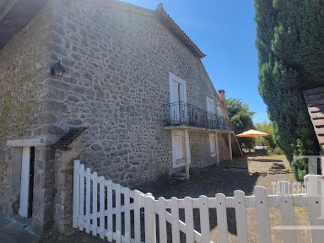 Vente Maison 7 pièces 107 m2 Saint Saud Lacoussière