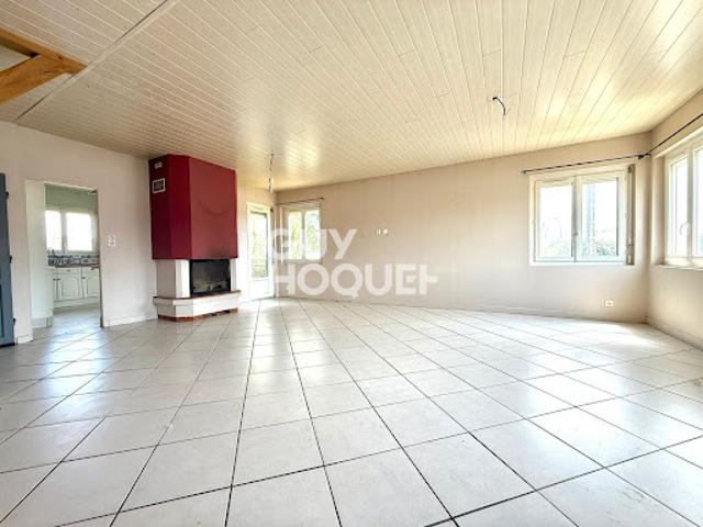 Vente Maison 7 pièces 107.8 m2 Neuville aux Bois
