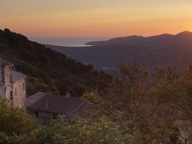 Vente Maison 7 pièces 103 m2 Sollacaro
