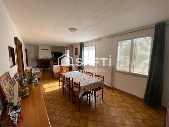 Vente Maison 7 pièces 117 m2 Saint Cyr sur Morin