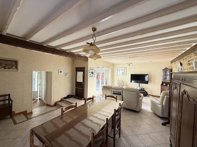 Vente Maison 7 pièces 110 m2 Jouy le Moutier